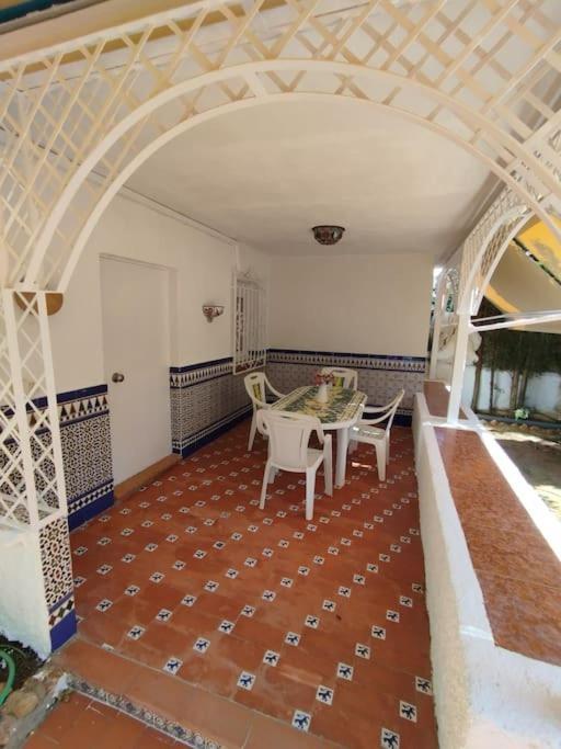 Casa En Granada Con Maravillosa Piscina Otura Εξωτερικό φωτογραφία
